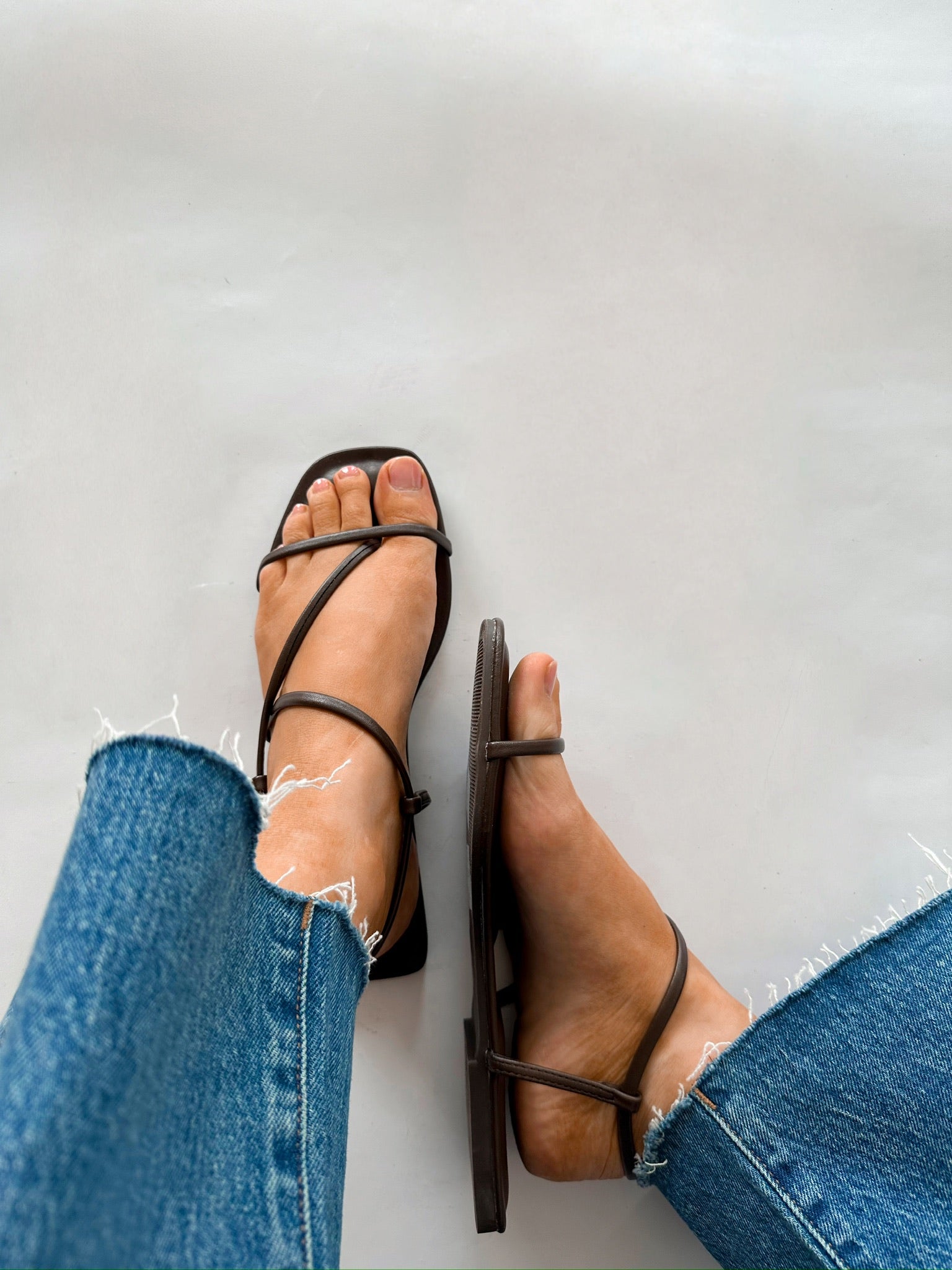 Token Sandal
